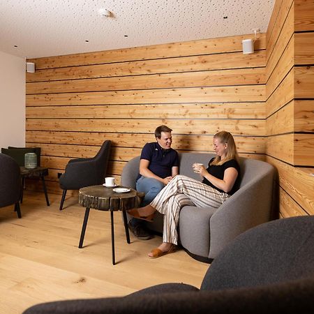 B&B Chasa Arfusch Ardez Buitenkant foto