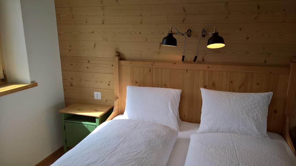 B&B Chasa Arfusch Ardez Buitenkant foto