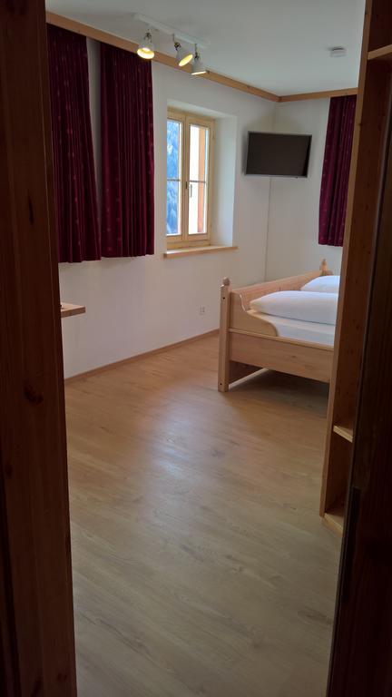 B&B Chasa Arfusch Ardez Buitenkant foto