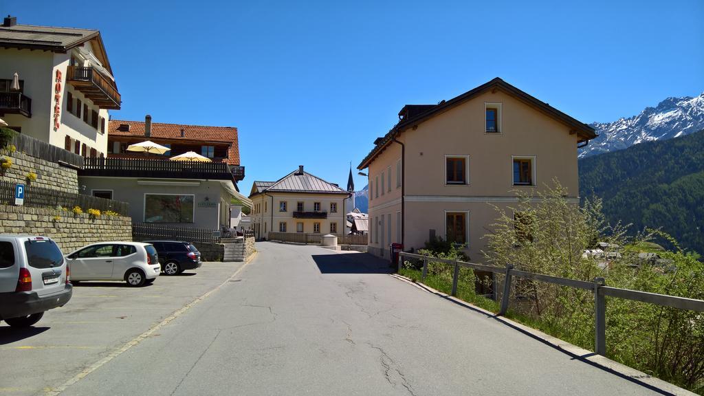 B&B Chasa Arfusch Ardez Buitenkant foto