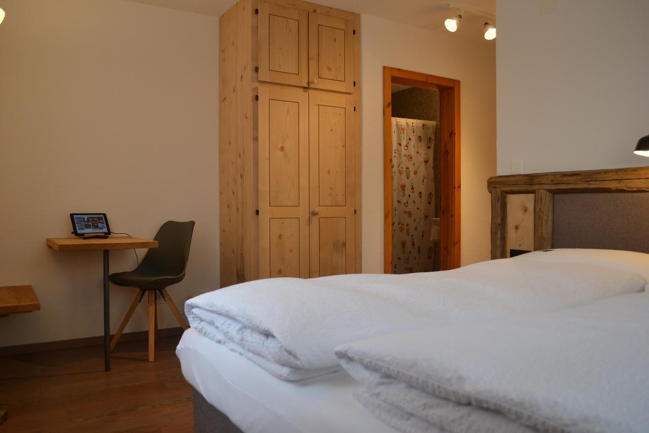 B&B Chasa Arfusch Ardez Buitenkant foto