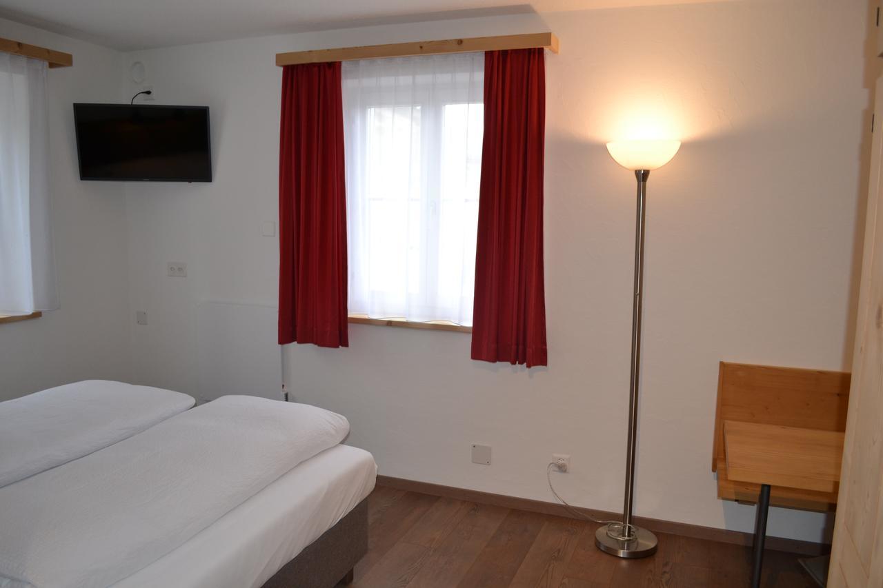 B&B Chasa Arfusch Ardez Buitenkant foto